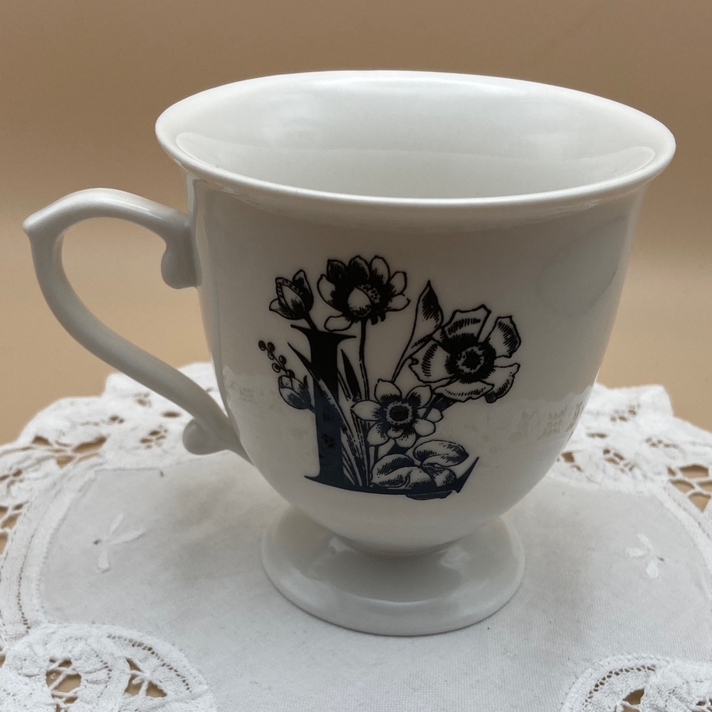 Anthropologie Missus Monogramed L Black & White Floral Pedestal Mug